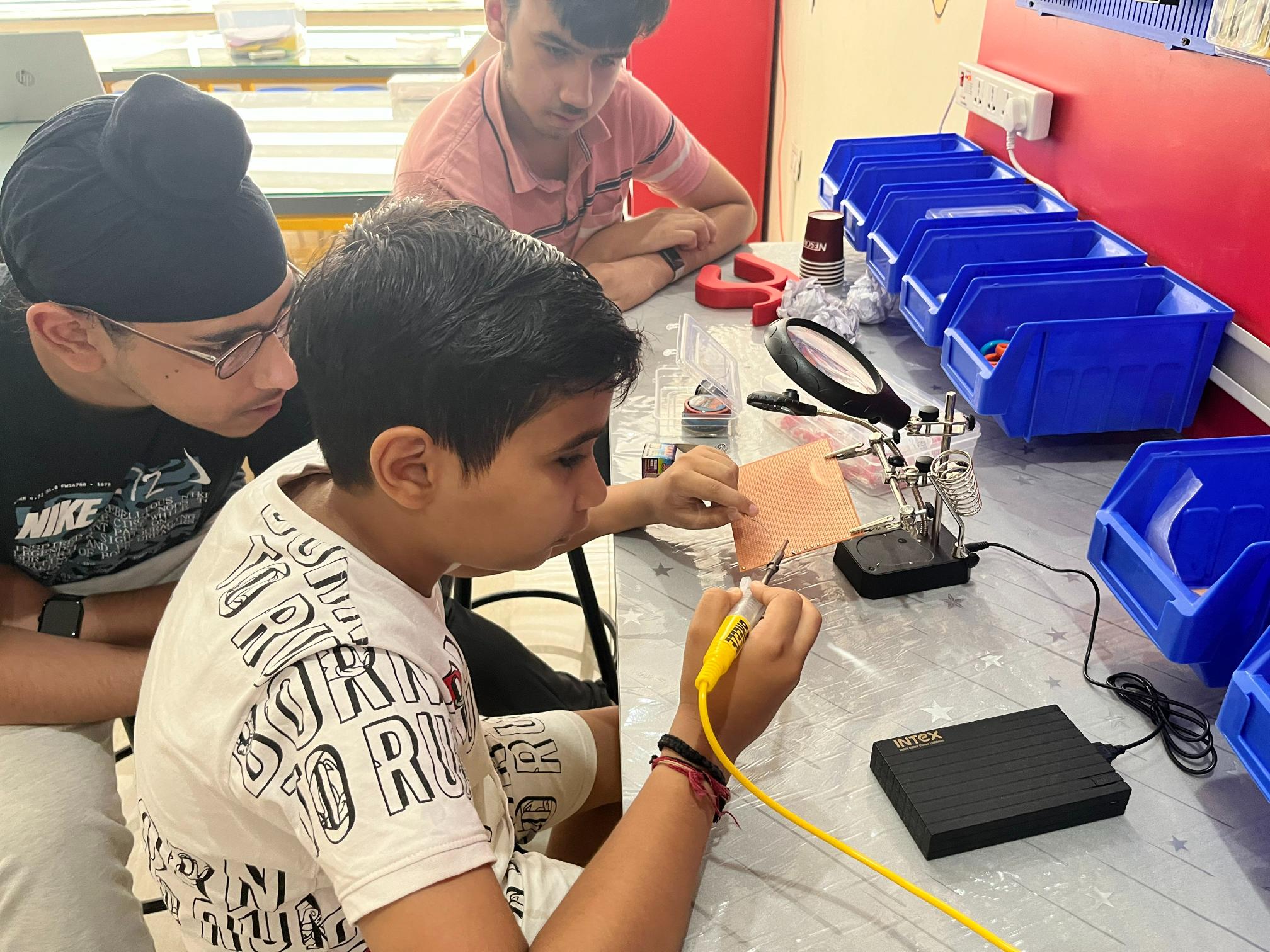 STEM Camps - Image 9